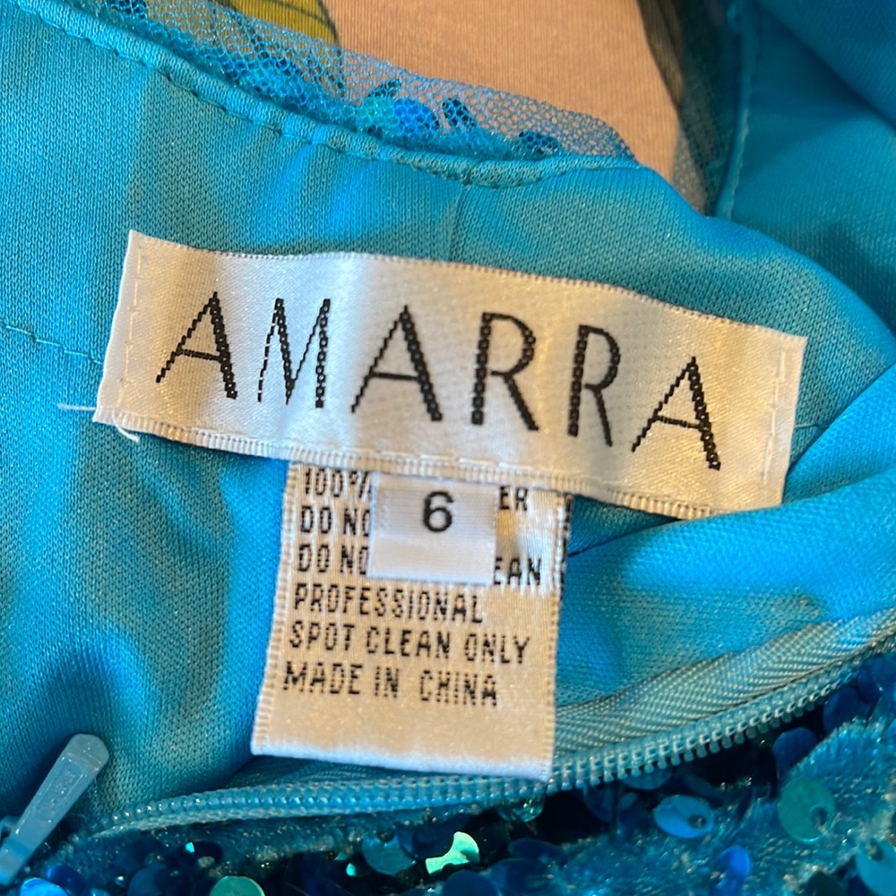 Prom/Evening/Black Tie Dress! Amarra size 6. - Picture 3 of 5